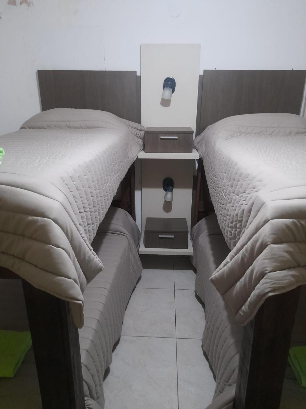 Catalina Hostal *